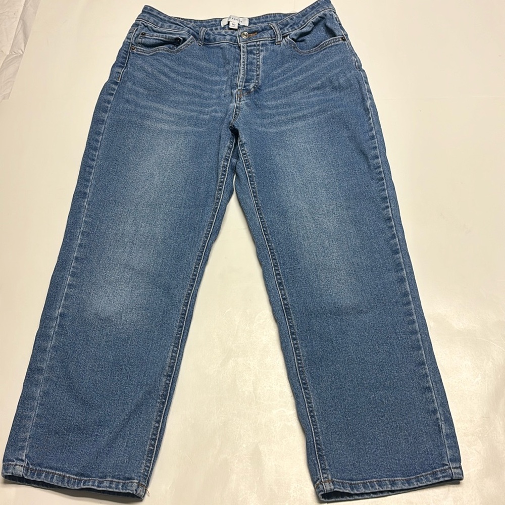 Popsugar Mid Rise button down Straight Leg Jeans size 10 mom jeans
Classic blue